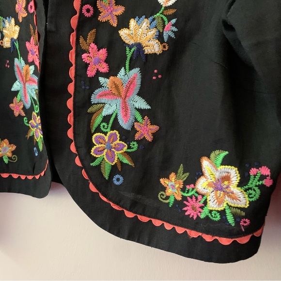 Peter Martin Black Linen Embroidered Floral Boho Short Open Jacket SZ 10 Cottage - Picture 4 of 13